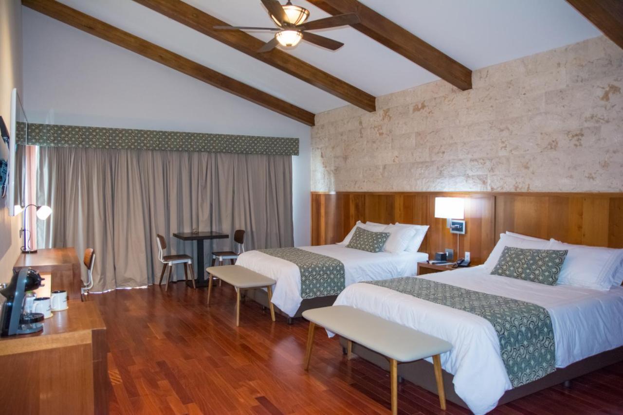 Los Brezos Hotel Boutique Volcán エクステリア 写真
