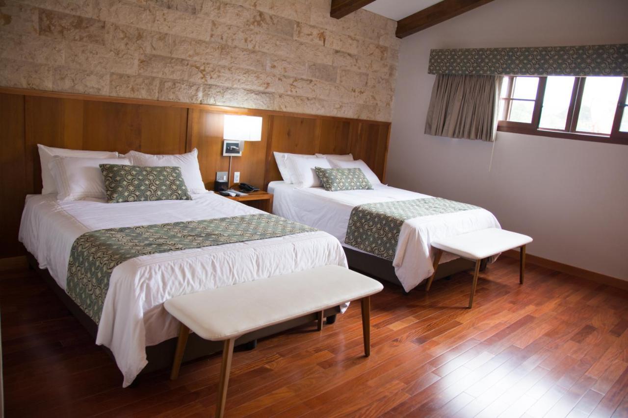 Los Brezos Hotel Boutique Volcán エクステリア 写真